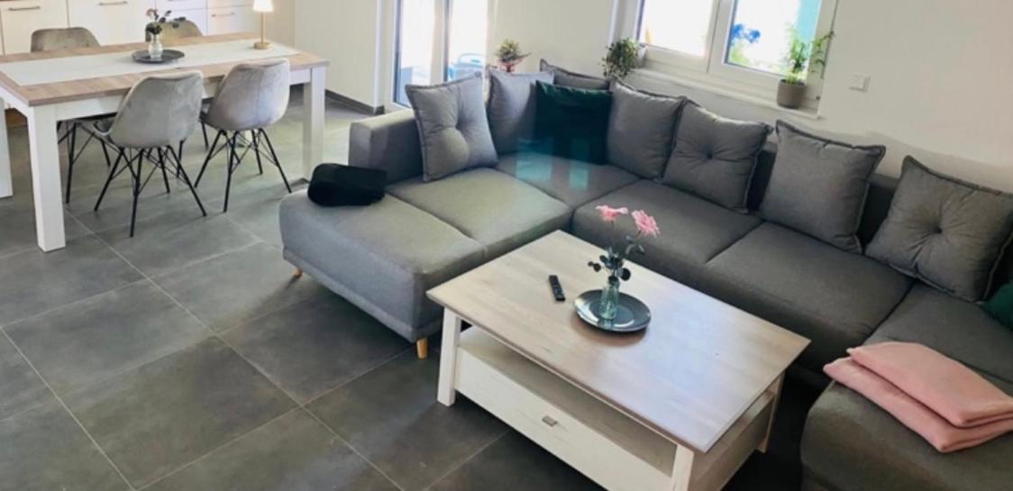 Casaina Apartman Weisweil  Kültér fotó